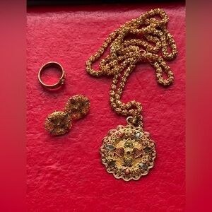 NIB Gold Bohemian Ethnic Medallion Fashion with matching Earrings Ring Set